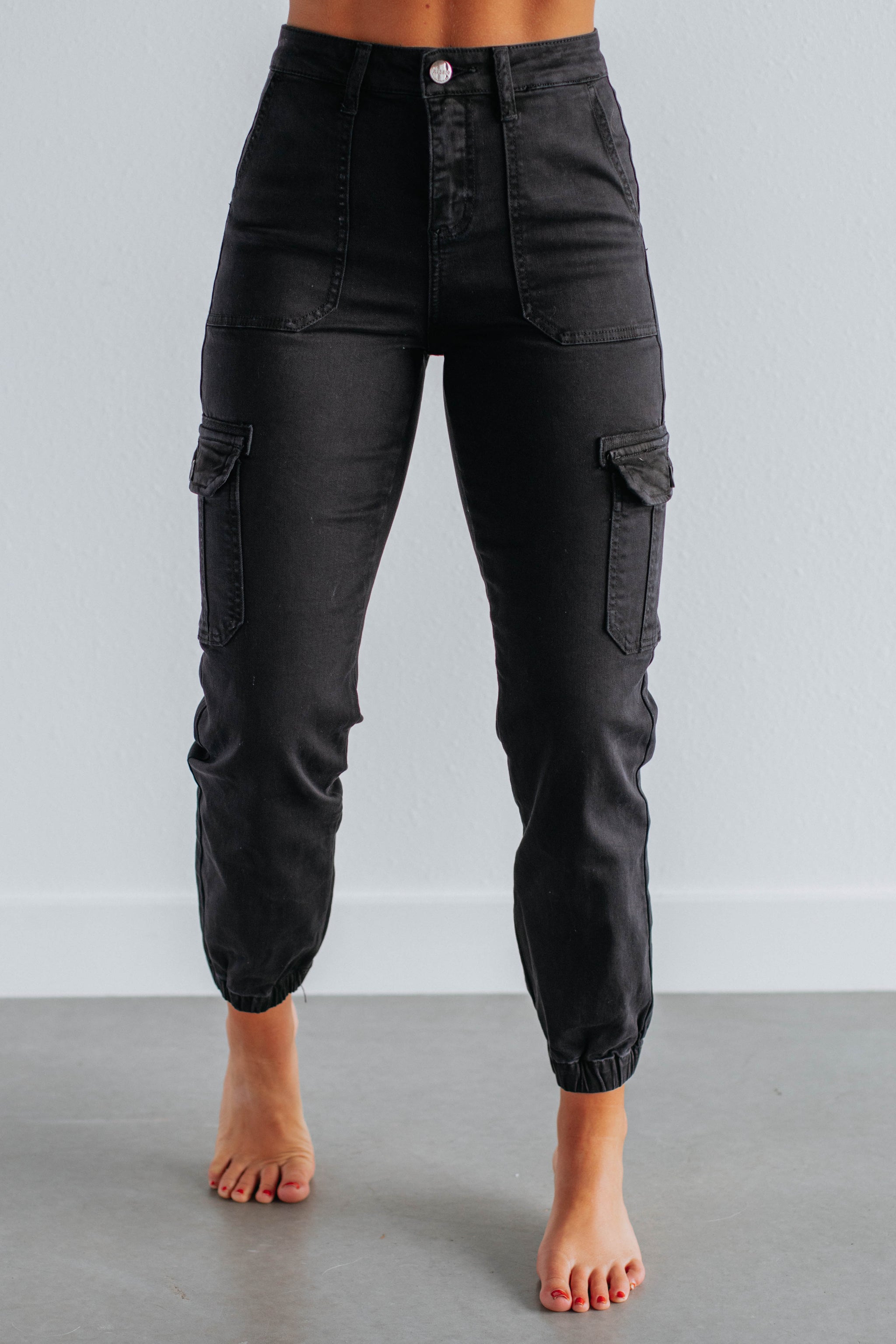 Jadia Risen Cargo Pants - Vintage Black