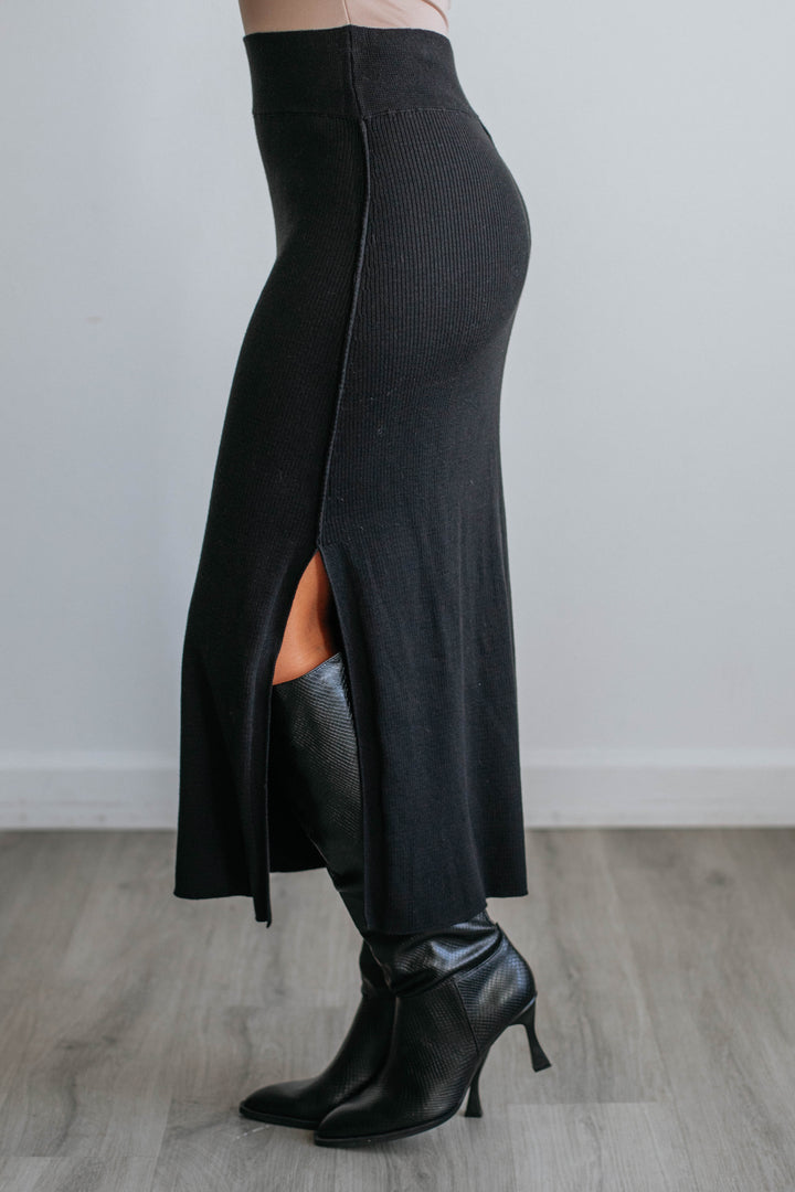 Karina Midi Skirt - Black