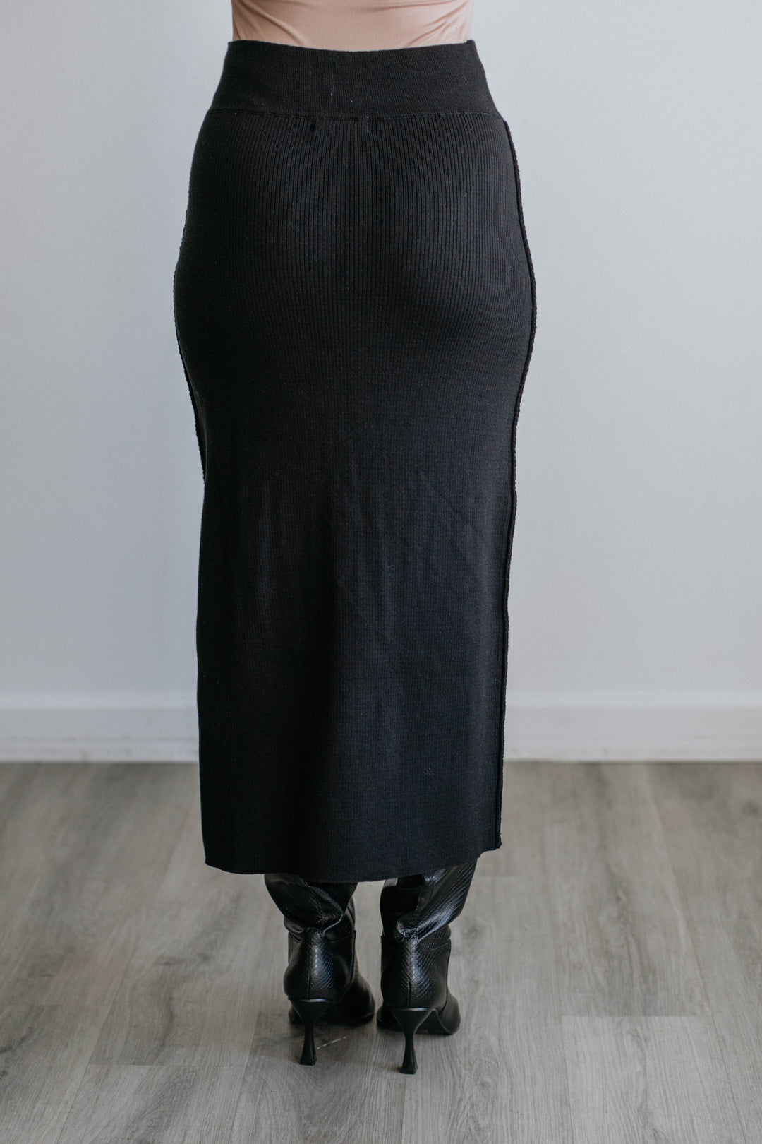 Karina Midi Skirt - Black