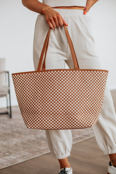 boutique holiday checkered shopping tote busy bee travel bag Keeley Checkered Tote Bag