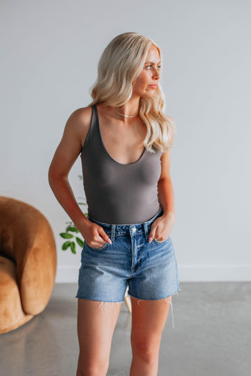 Keep In Control Tank - Charcoal