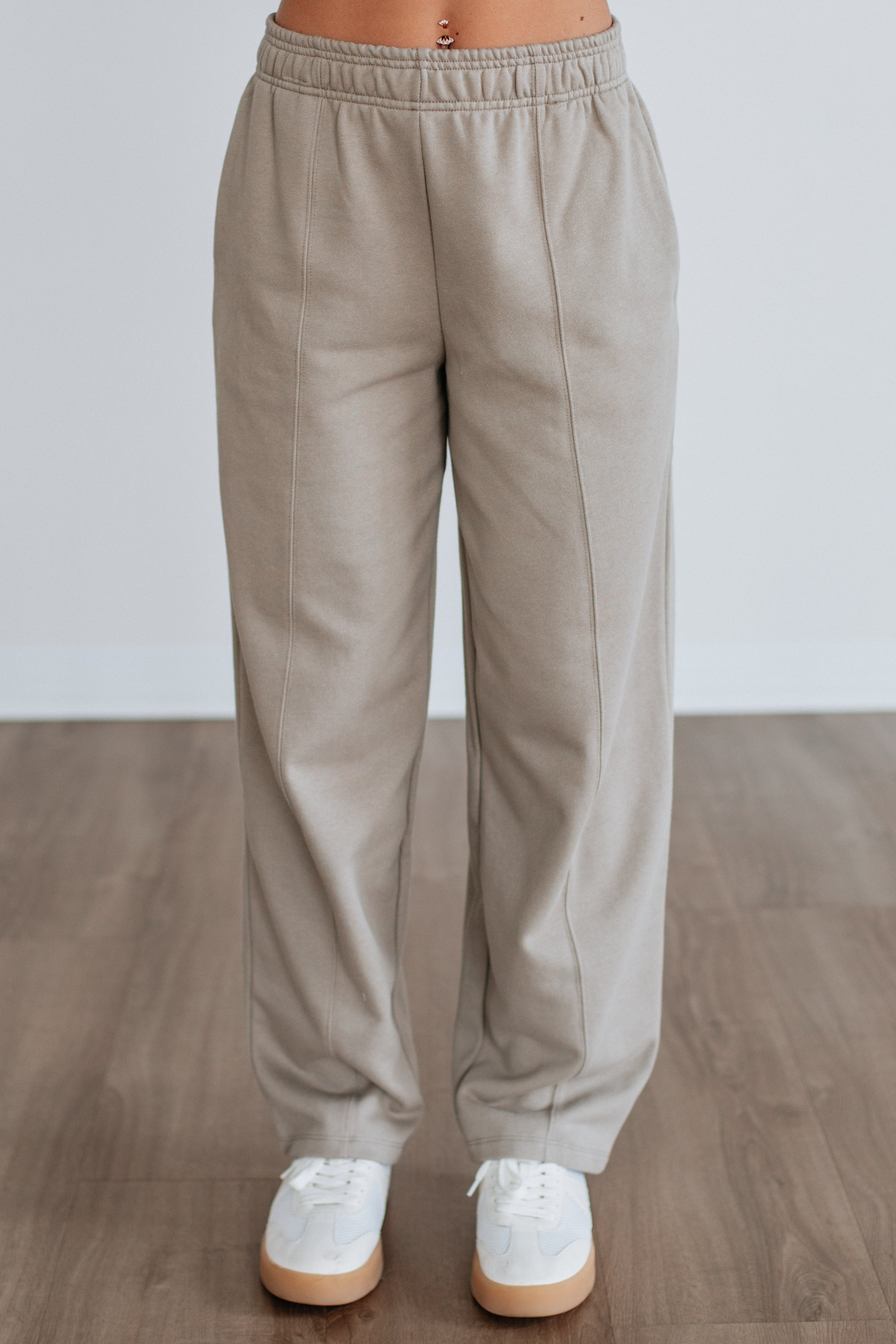 #color_taupe