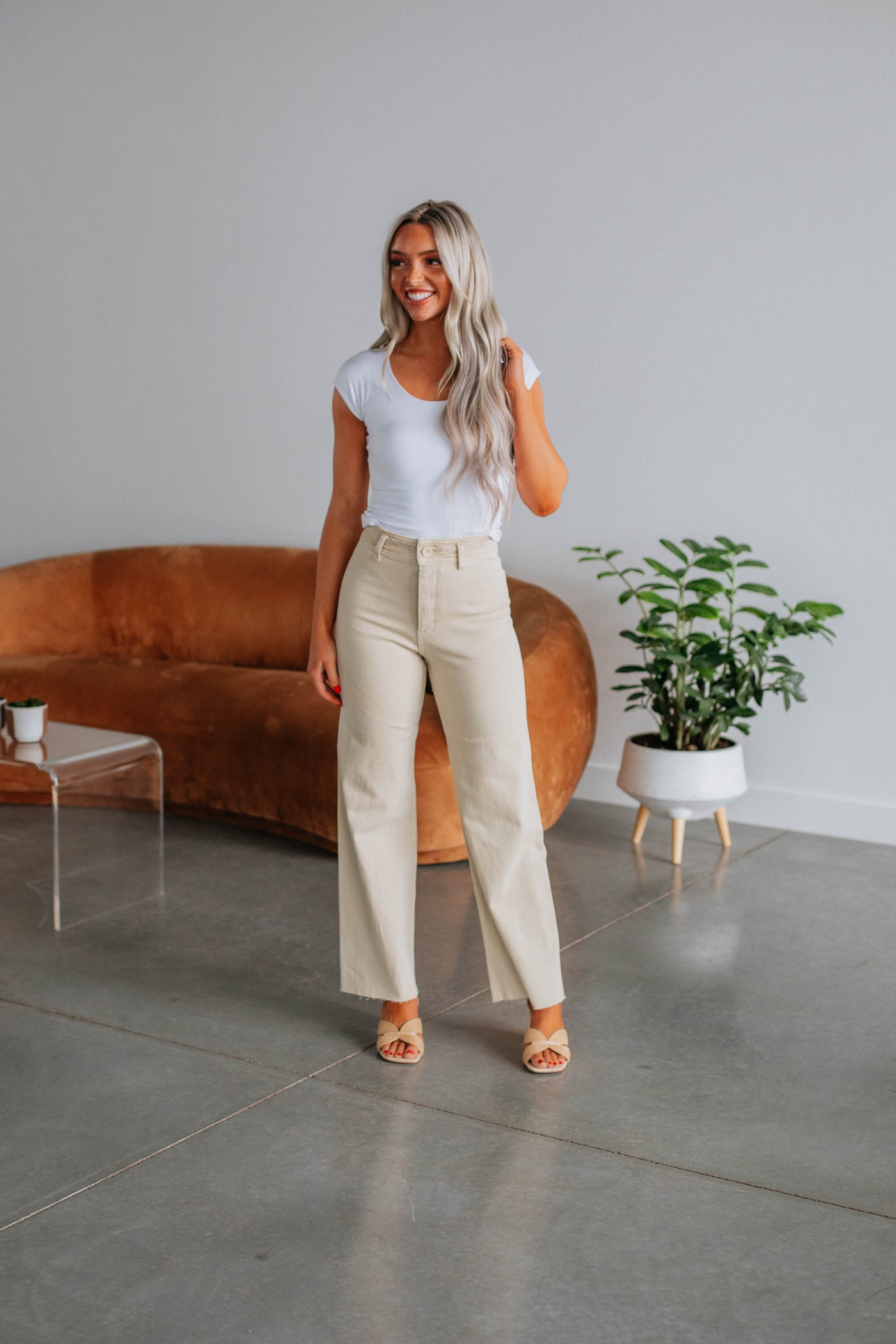Linsley Wide Leg Pants - Beige