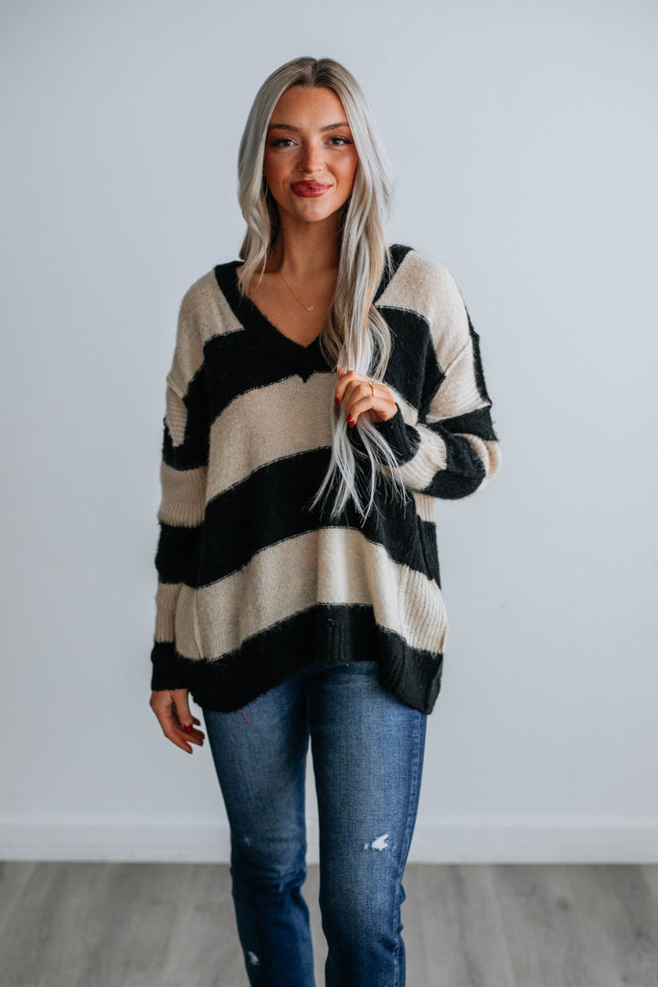Maddox Lightweight Sweater - Black
