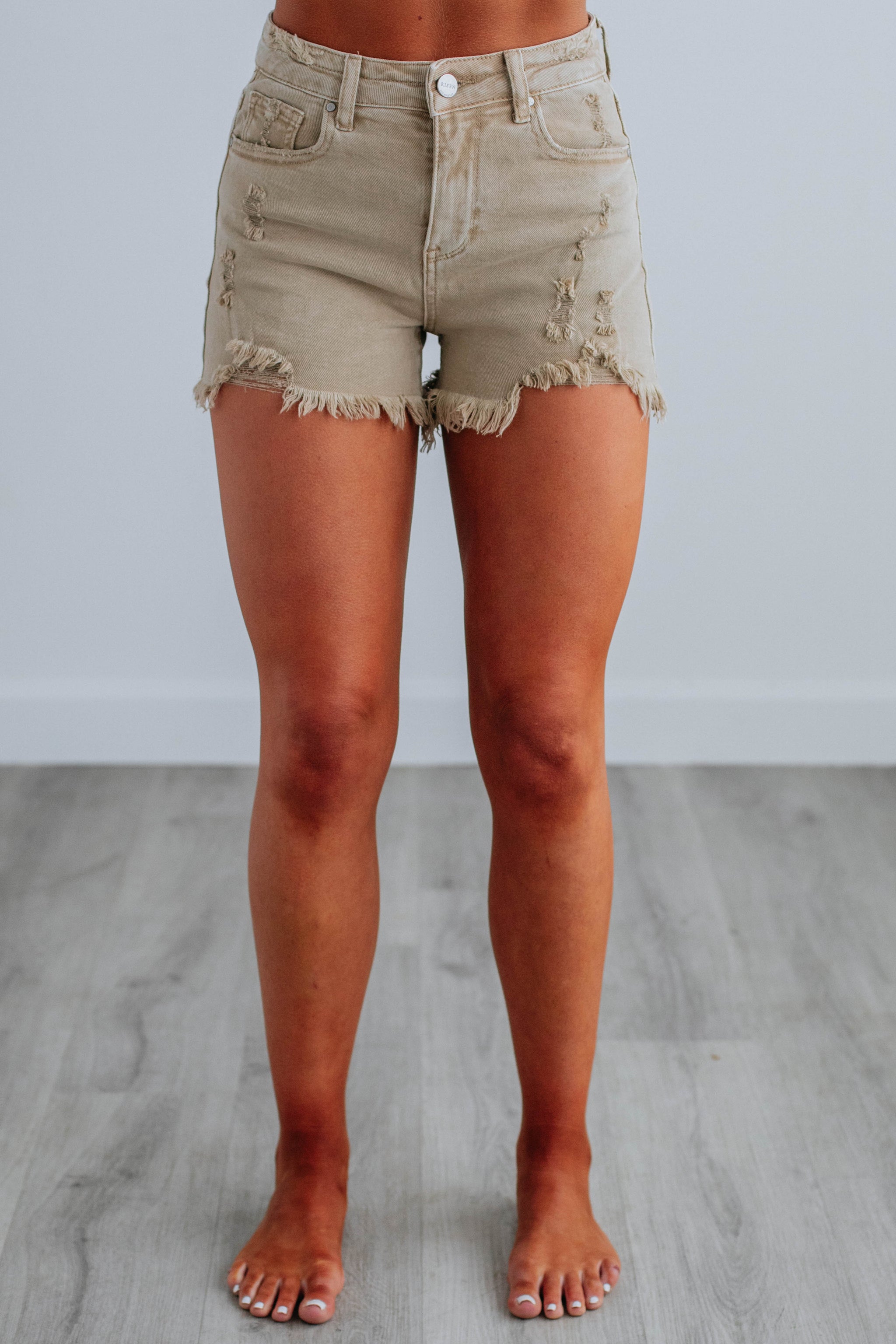 Mae Risen Shorts - Sand