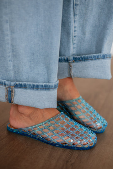 #color_electric-blue