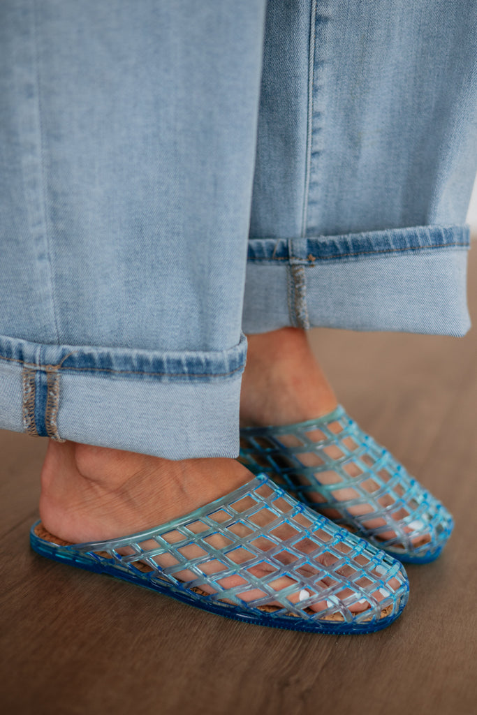 #color_electric-blue