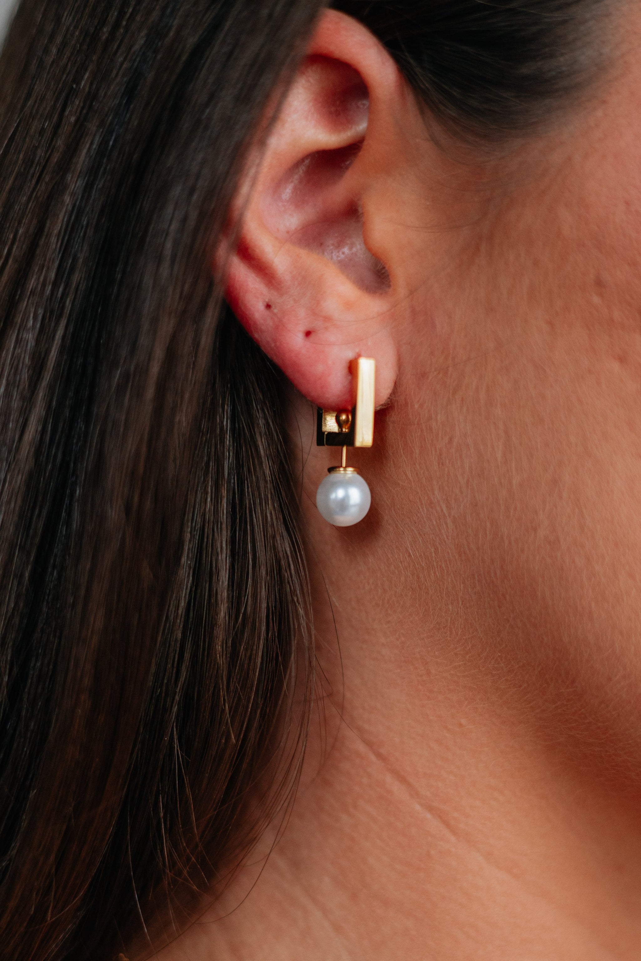 Maude Pearl Earrings