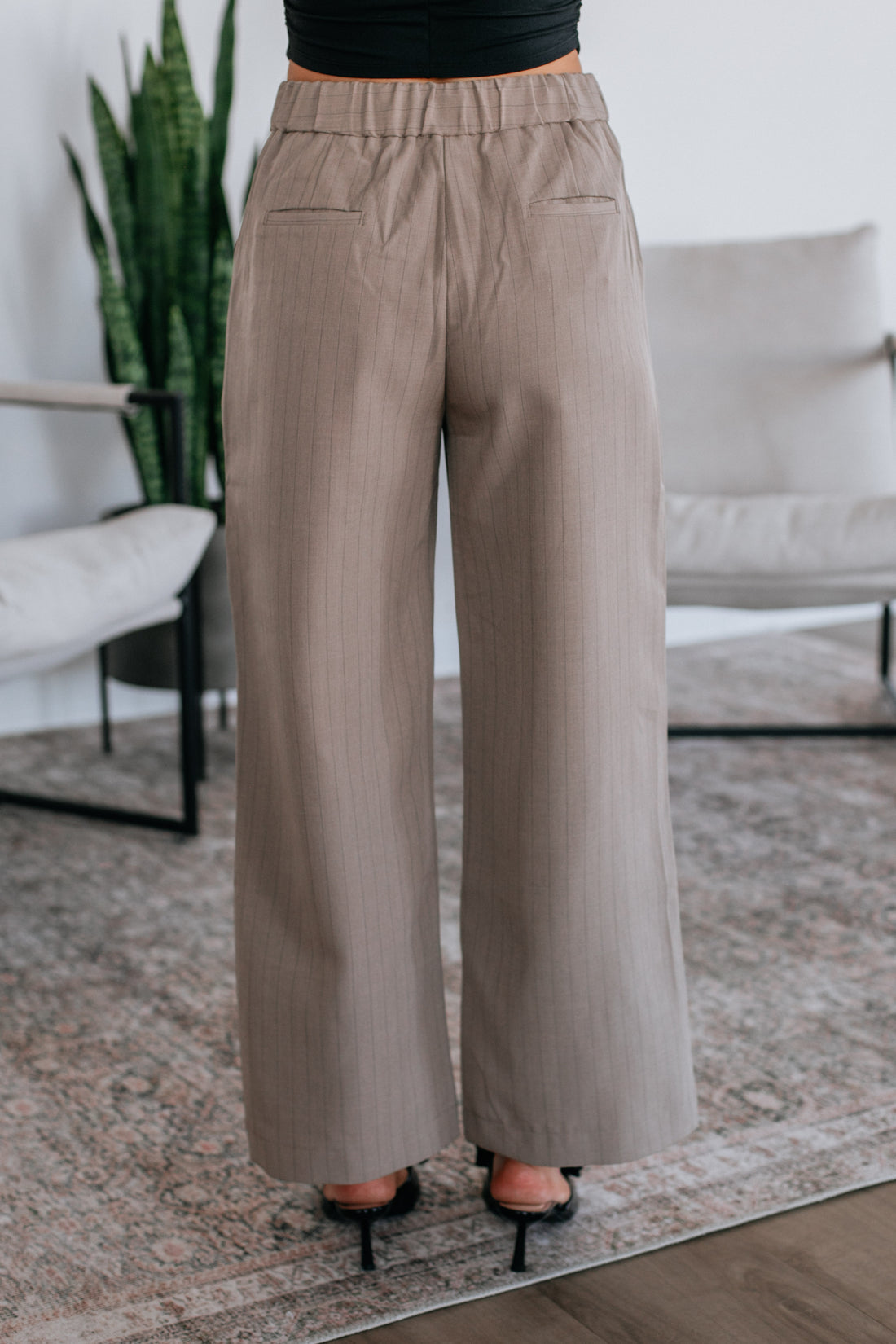#color_taupe