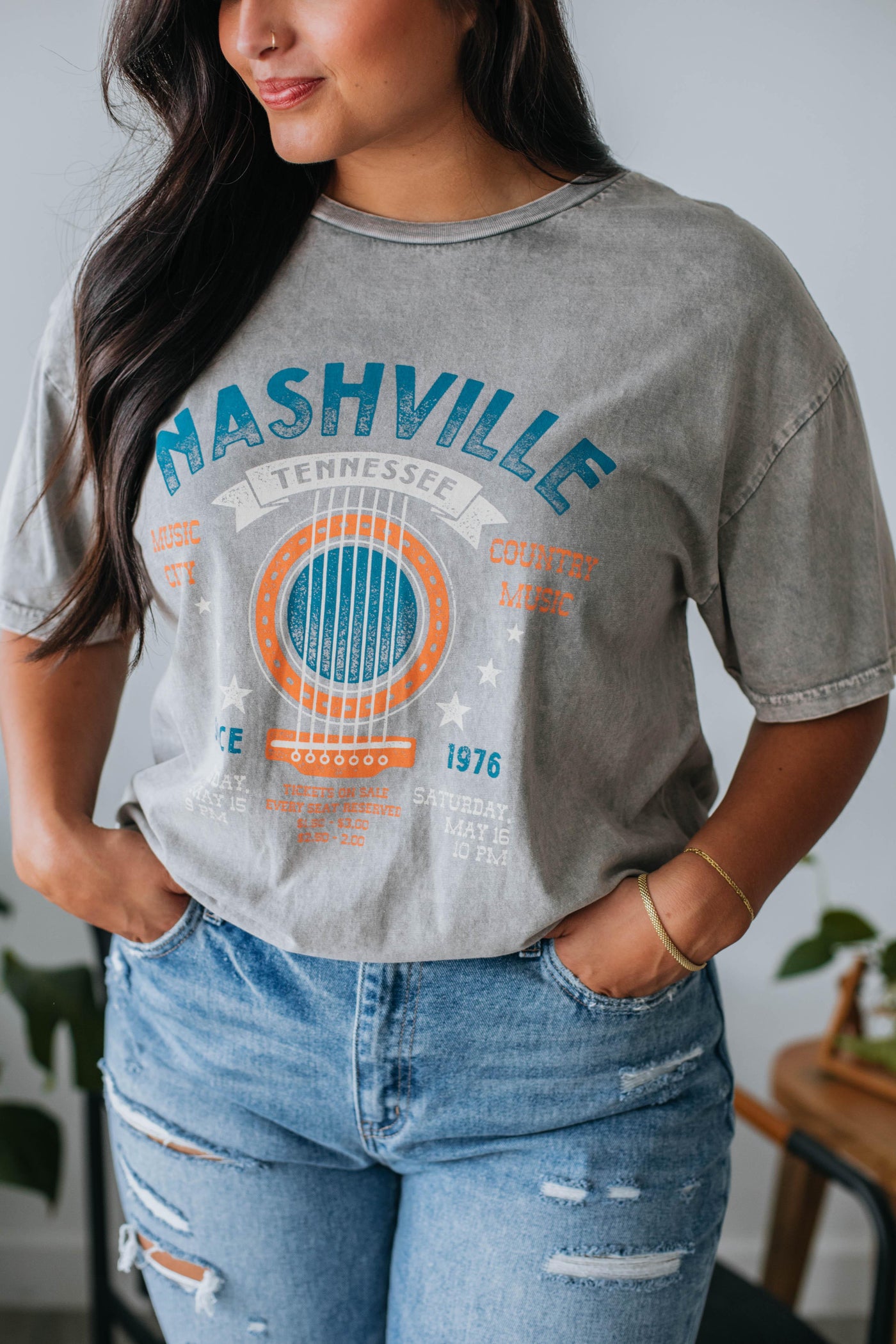 Nashville Tennessee Graphic Tee - Vintage Grey