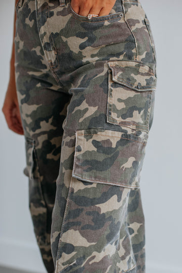 Nori Hidden Cargo Jeans