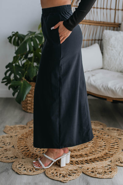 Out & About Skirt - Black