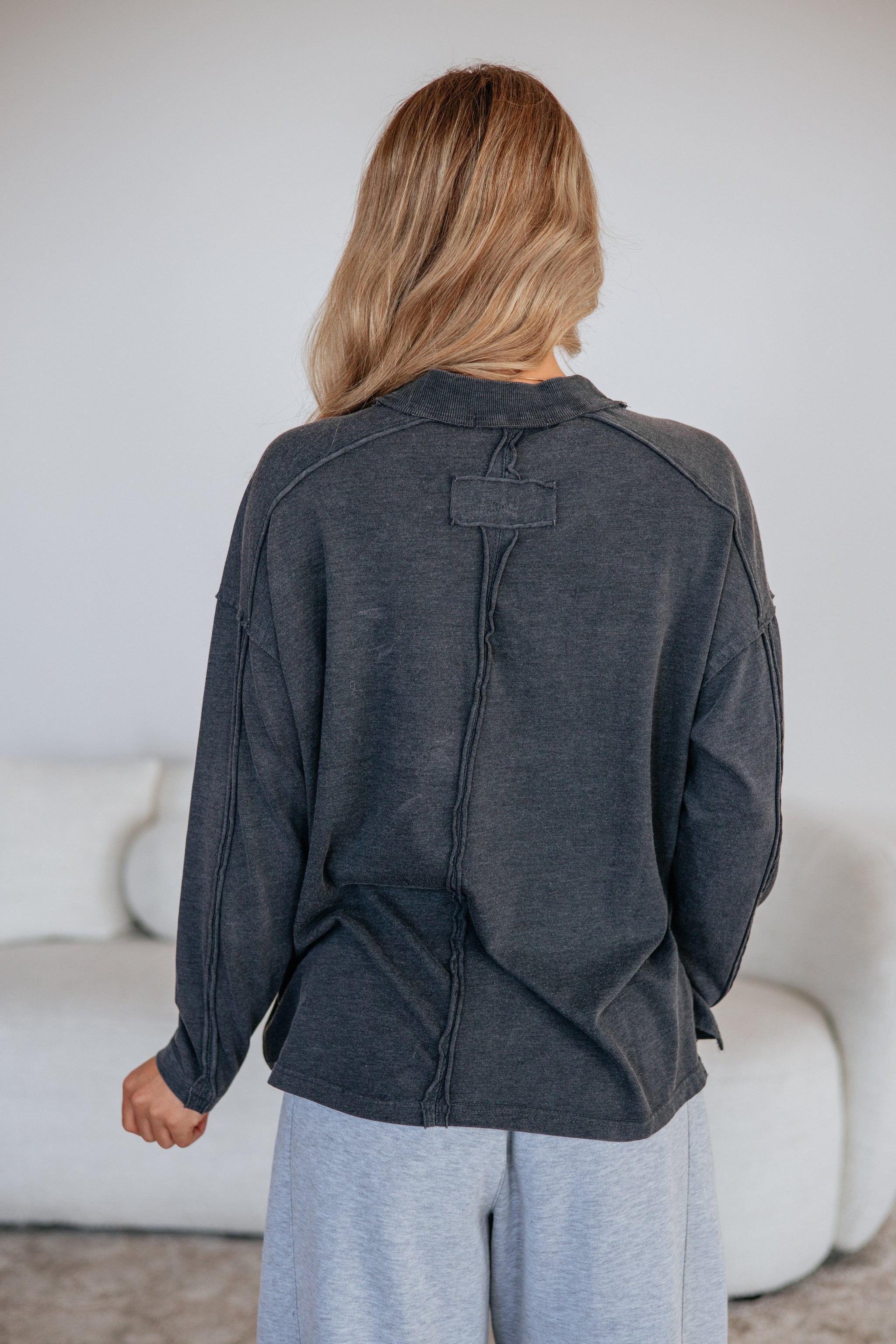 #color_vintage-black