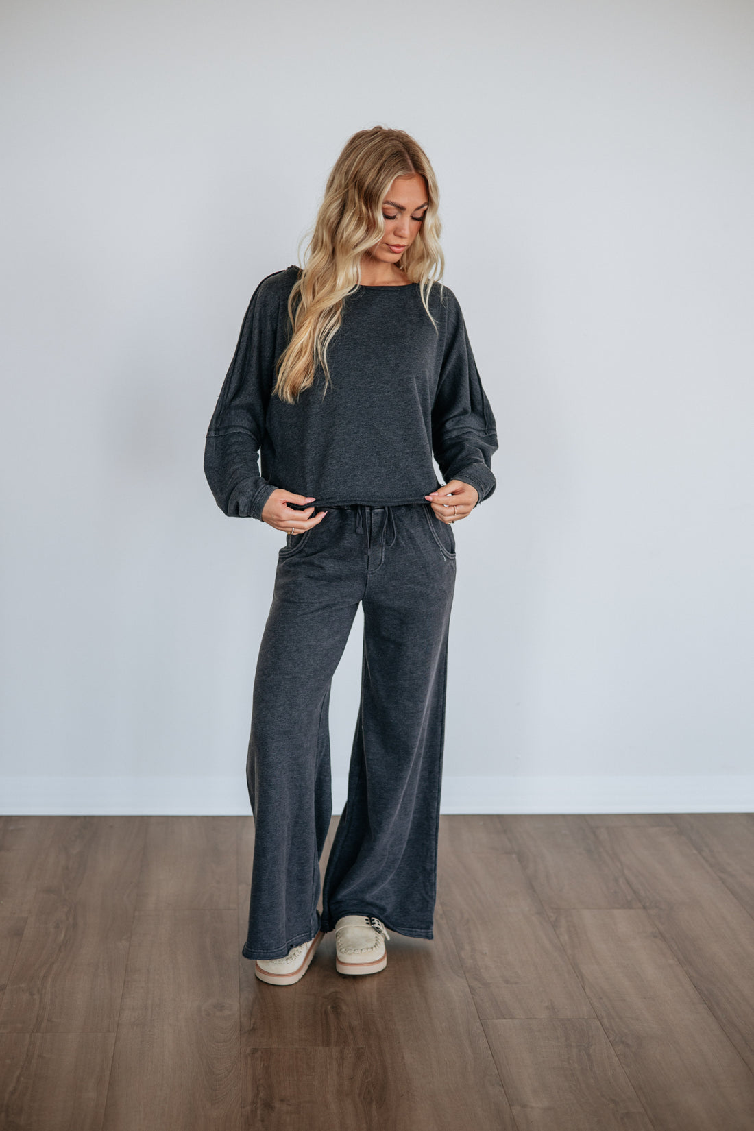 #color_vintage-black