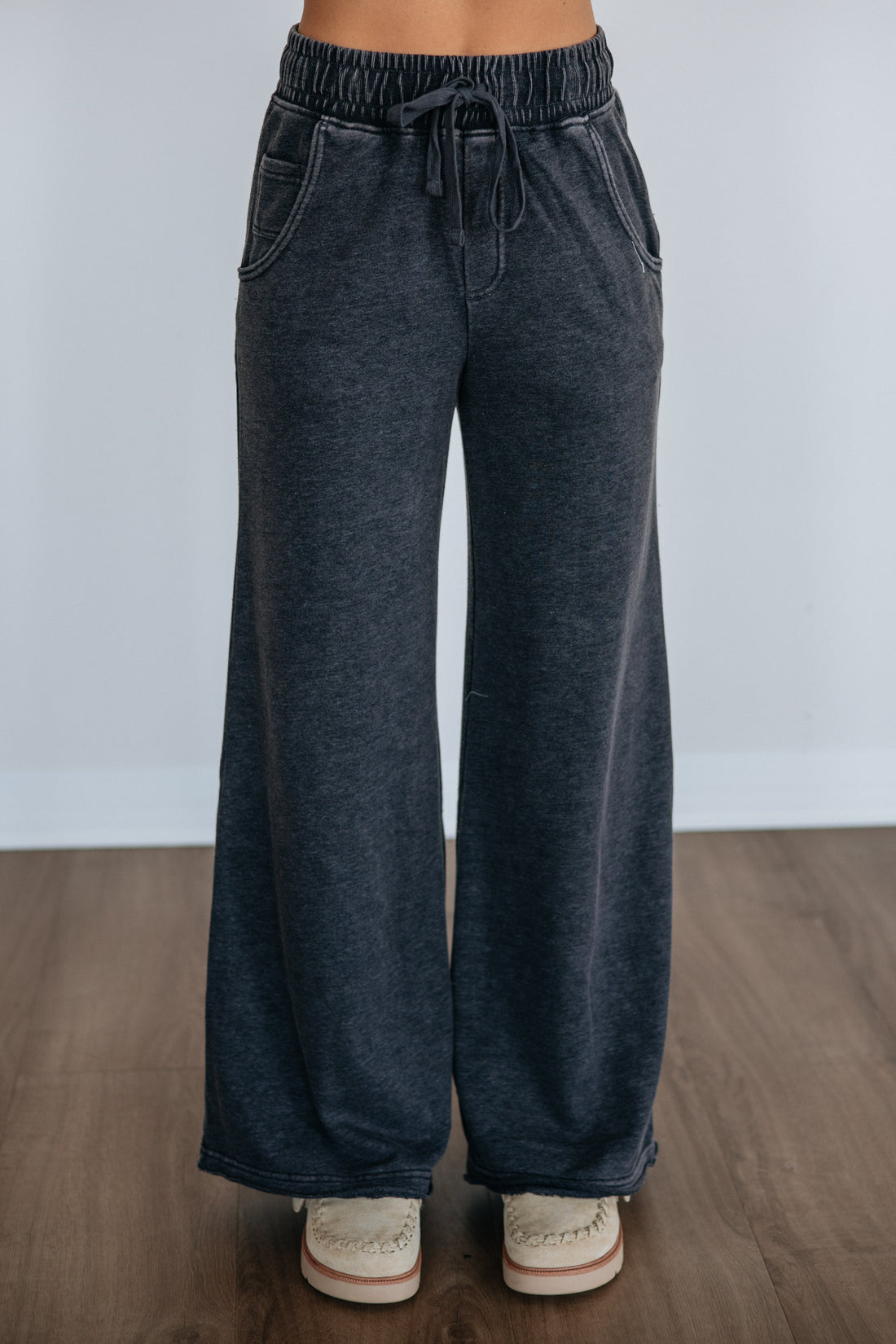 #color_vintage-black