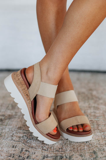 Shaking Things Up Sandals - Natural