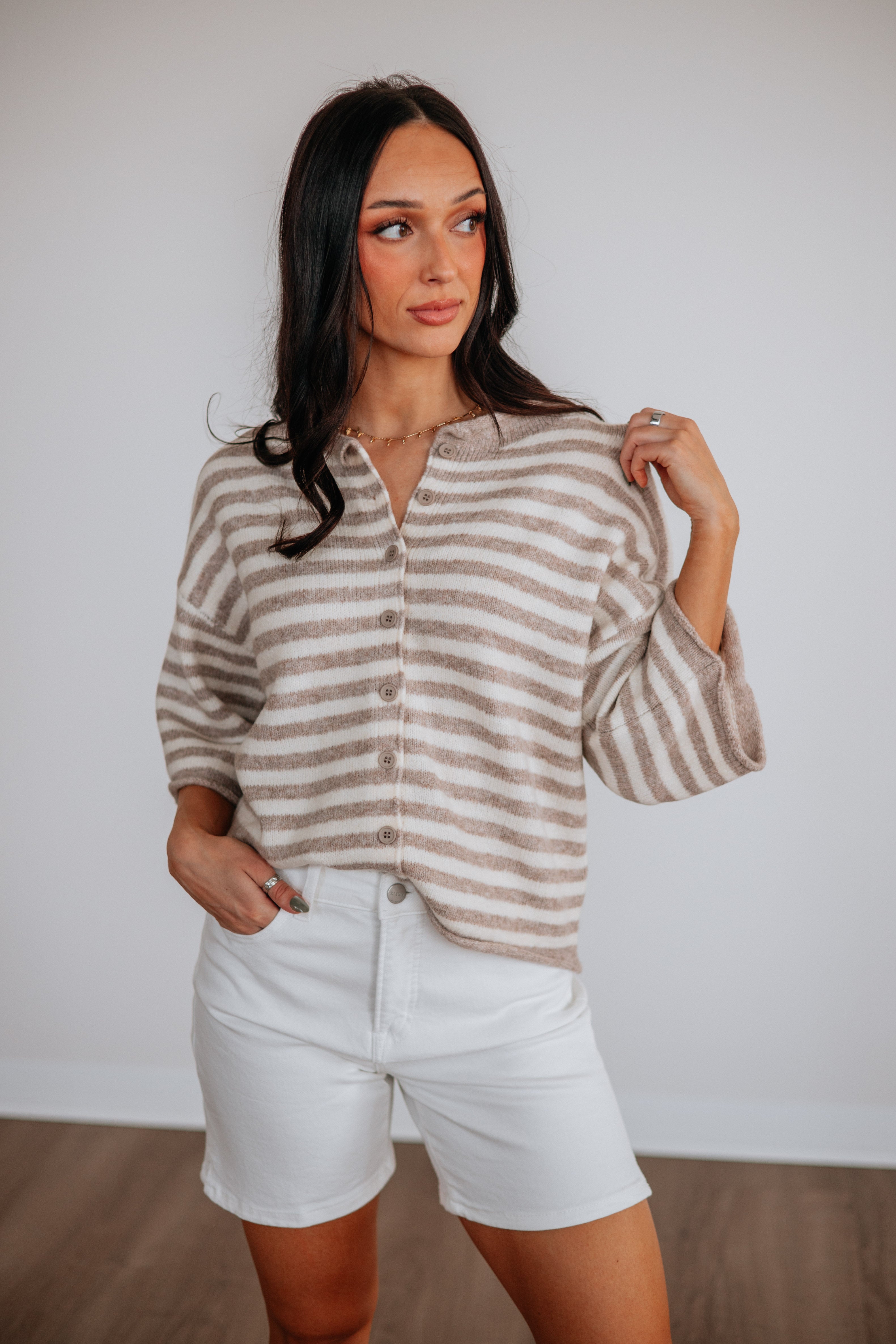 #color_taupe