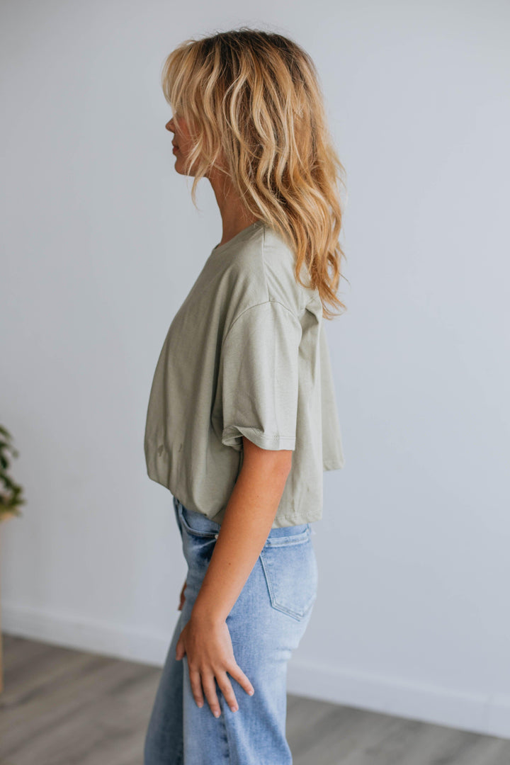 Suzan Cropped Tee - Light Olive