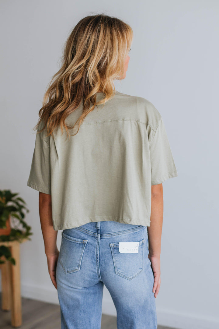 Suzan Cropped Tee - Light Olive