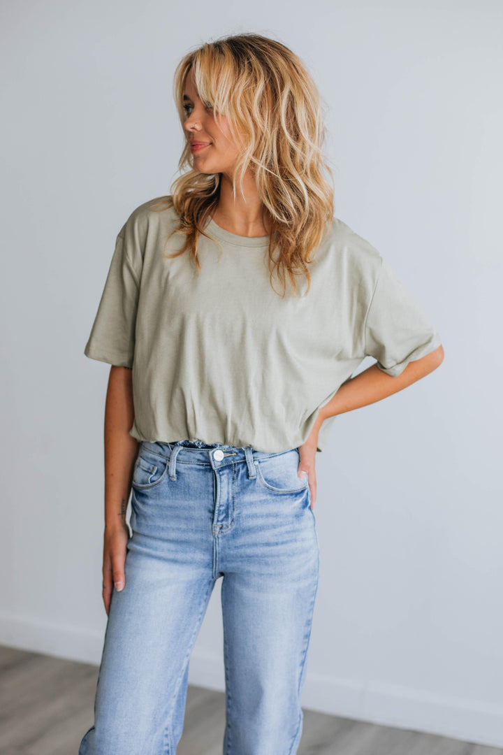Suzan Cropped Tee - Light Olive