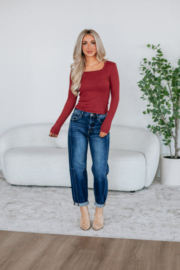 Joya Basic Top - Cranberry
