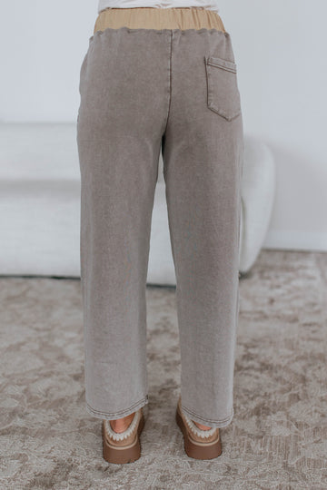 #color_taupe