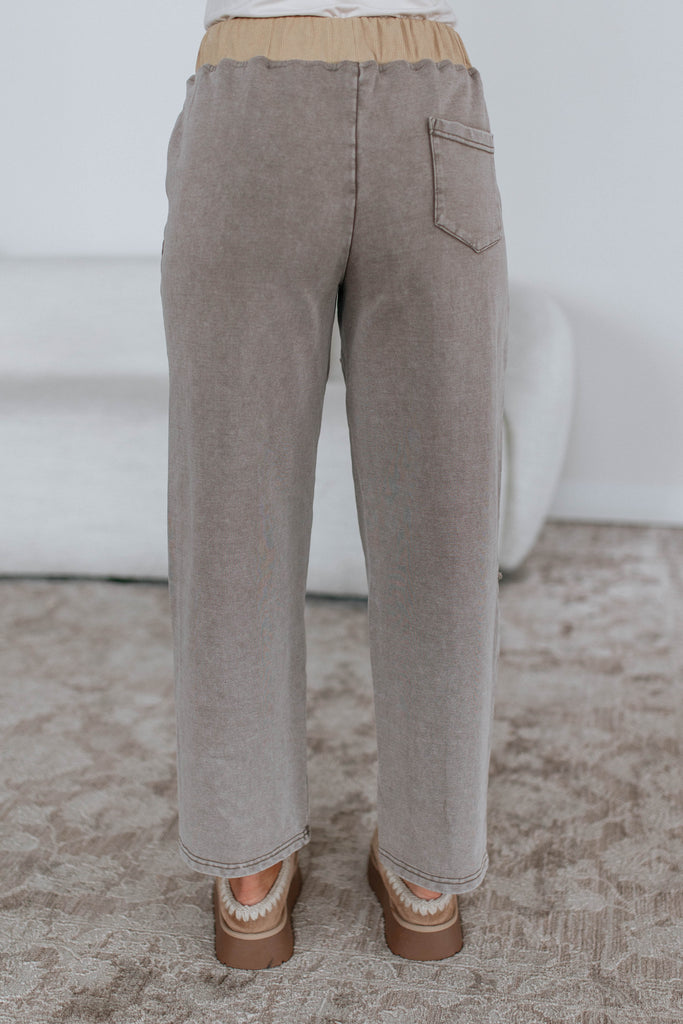 #color_taupe