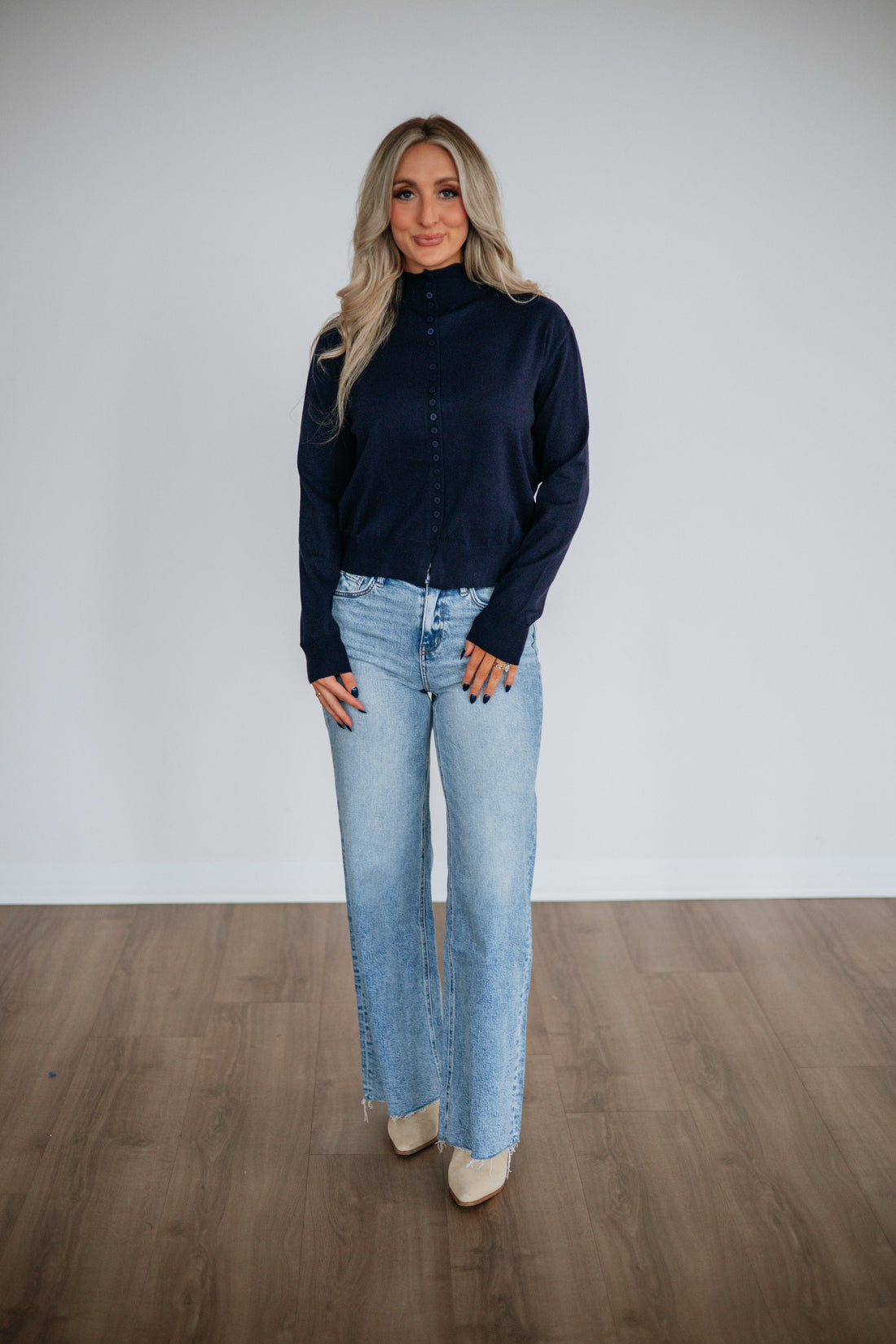 #color_navy